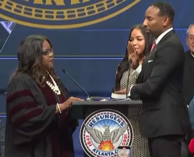 Mayor Andre Dickens Takes Oath of Office