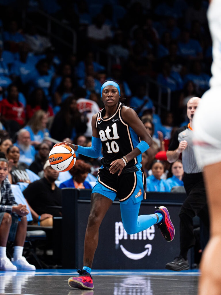 Dream Turn Defense Into Game 1 Playoff Victory Over Mystics 2 Howard dribbles up court