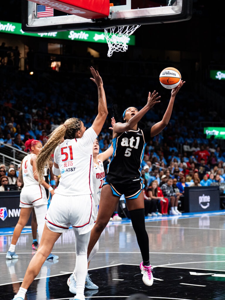Dream Turn Defense Into Game 1 Playoff Victory Over Mystics 3 Resse lays up defended by Betts SB12057