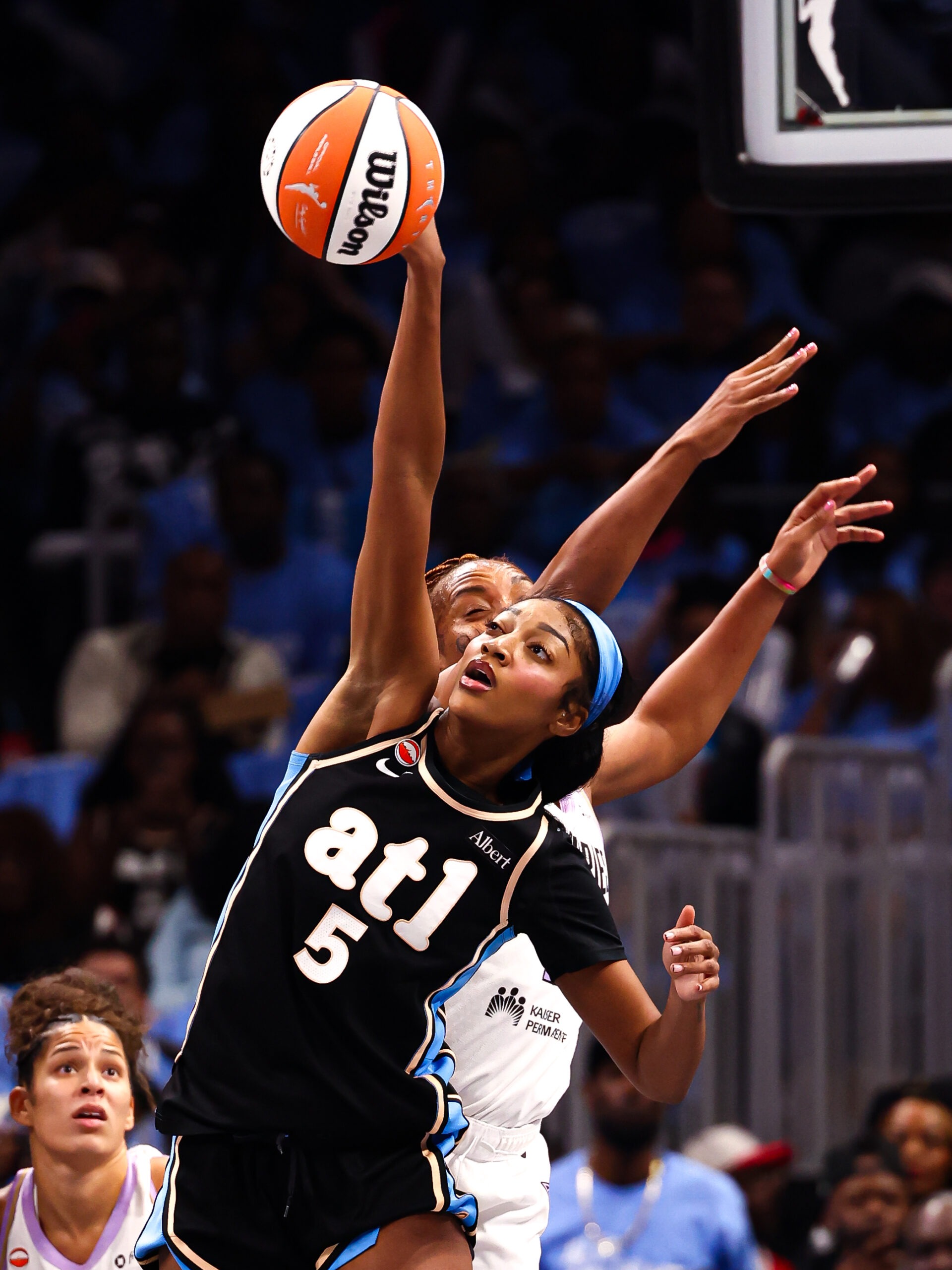 Atlanta Dream - Angel Resse