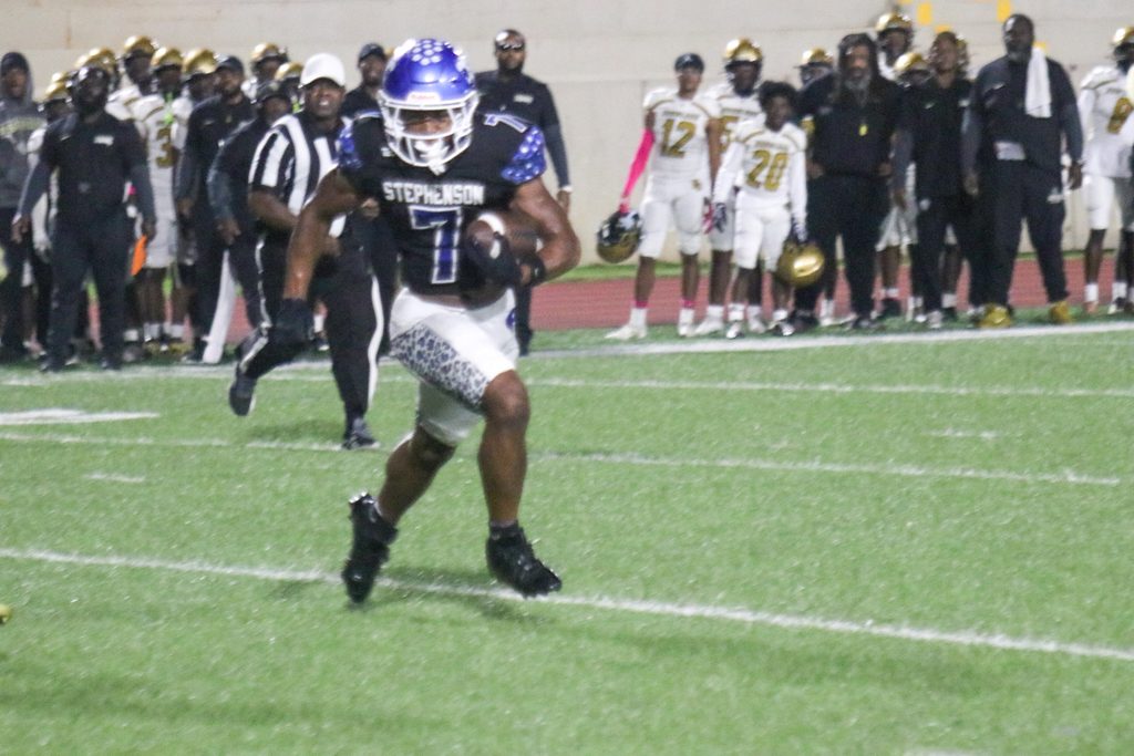 Frederick Douglass High School @ Stephenson High School 16 IMG 2332